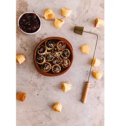 BrandNewCake Pie Tee Maker