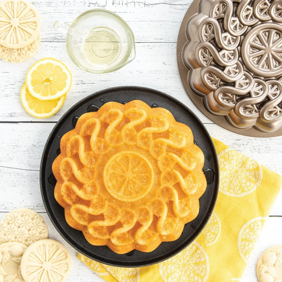 Nordic Ware Citrus Twist Bakvorm