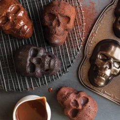 Nordic Ware Mini Doodshoofdjes Bakvorm